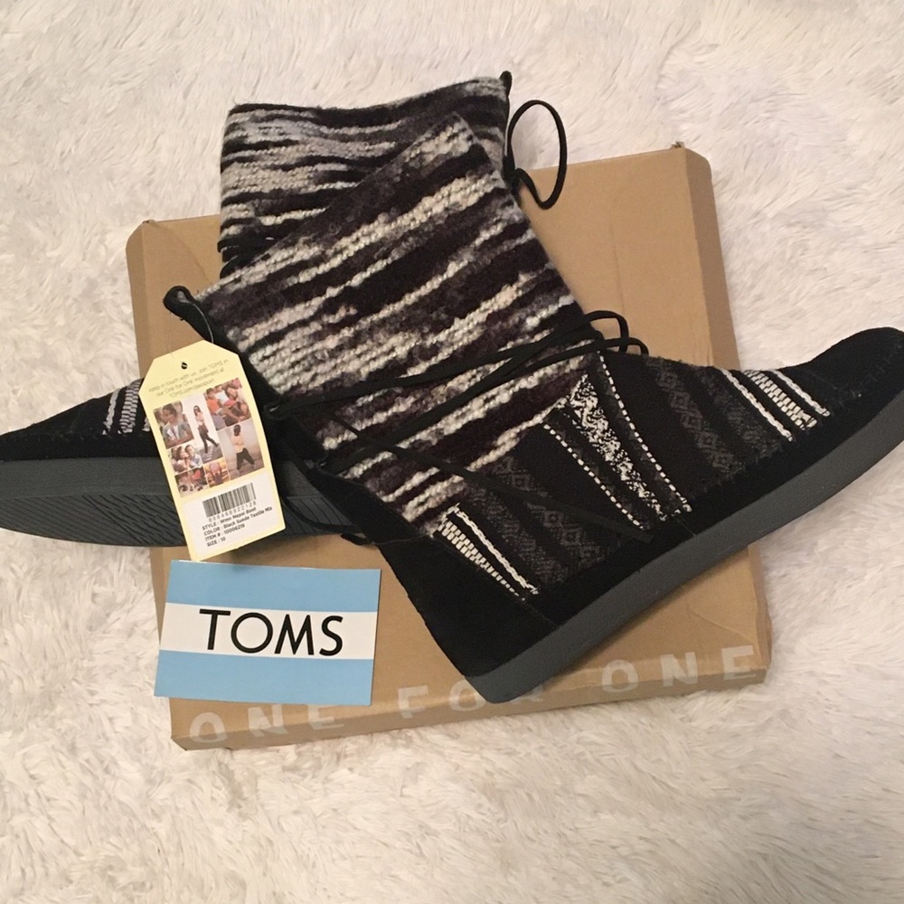 NWT Toms boots size 10 - Picture 1 of 6